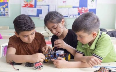 How to Create a Successful STEM Curriculum for Elementary Students